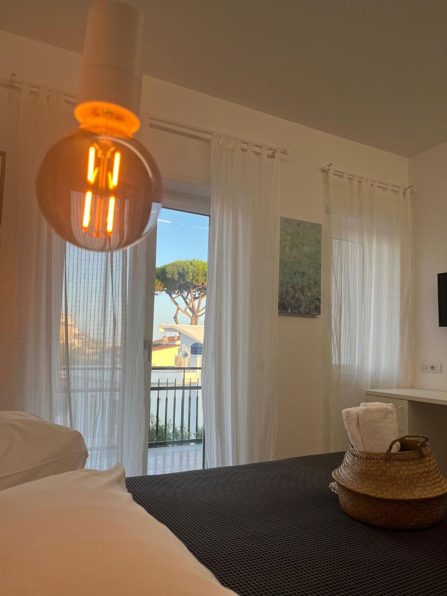Il Volo Bed & Breakfast Sperlonga Bagian luar foto